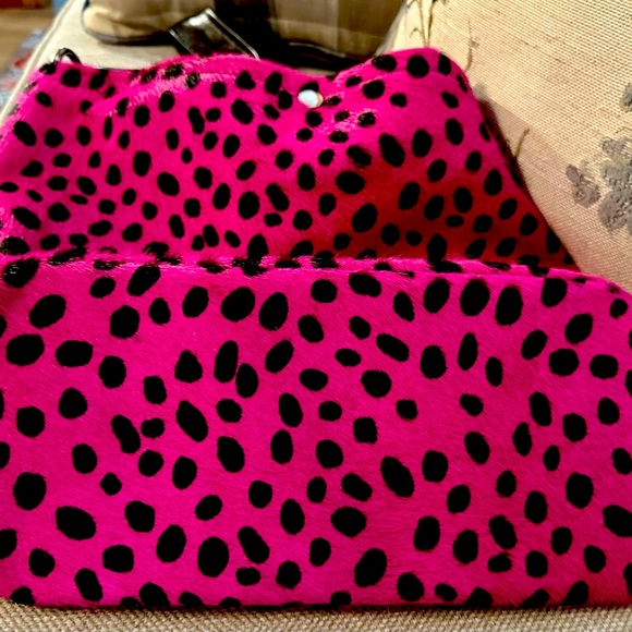 Wild Goose Cowhide Hot Pink Leopard Hobo - Picture 5 of 6